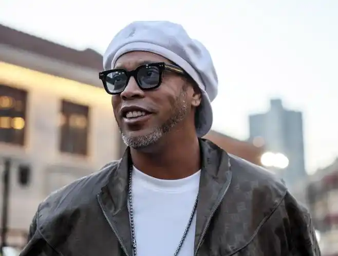 补阵容不仅 补阵容不仅