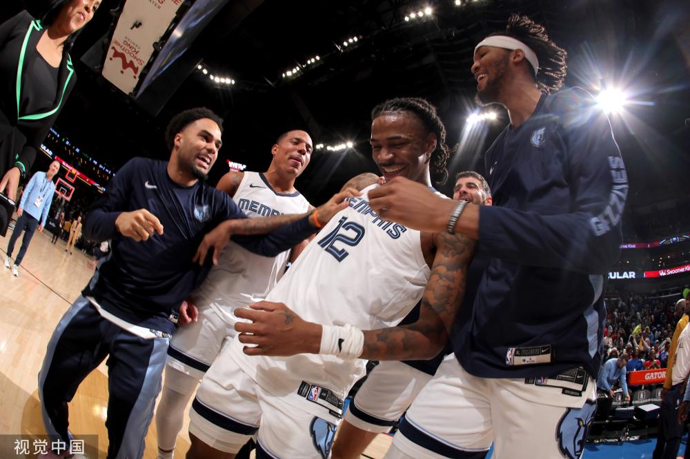 扎卡的紅牌 扎卡的紅牌