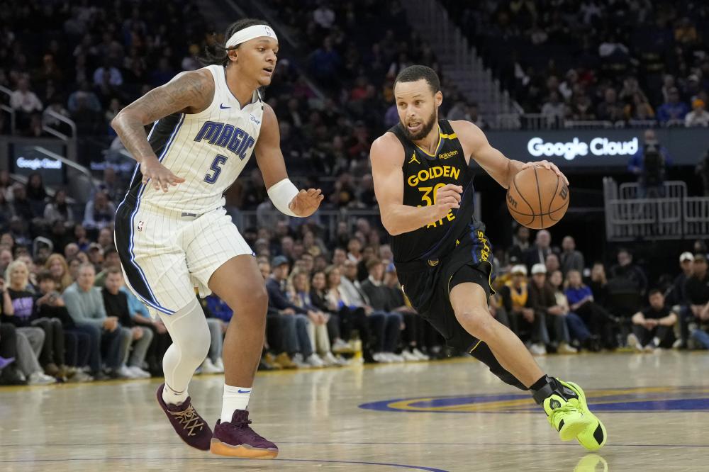 跨界也封神！39岁隆多成全美第一腰旗橄榄球四分卫